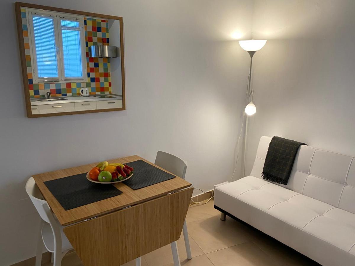 Álvarez 7 Apartamento Málaga Esterno foto